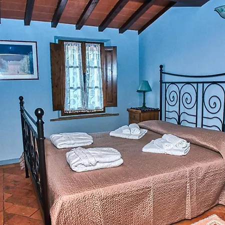 아파트 In Tuscany