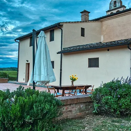 아파트 In Tuscany *